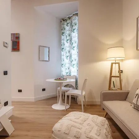 Apartment Nuovo In Zona Isola Mailand