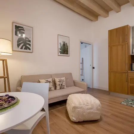 Nuovo In Zona Isola Apartment *