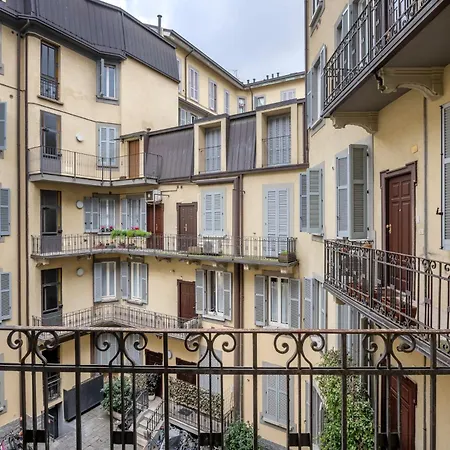 Nuovo In Zona Isola Apartment Mailand